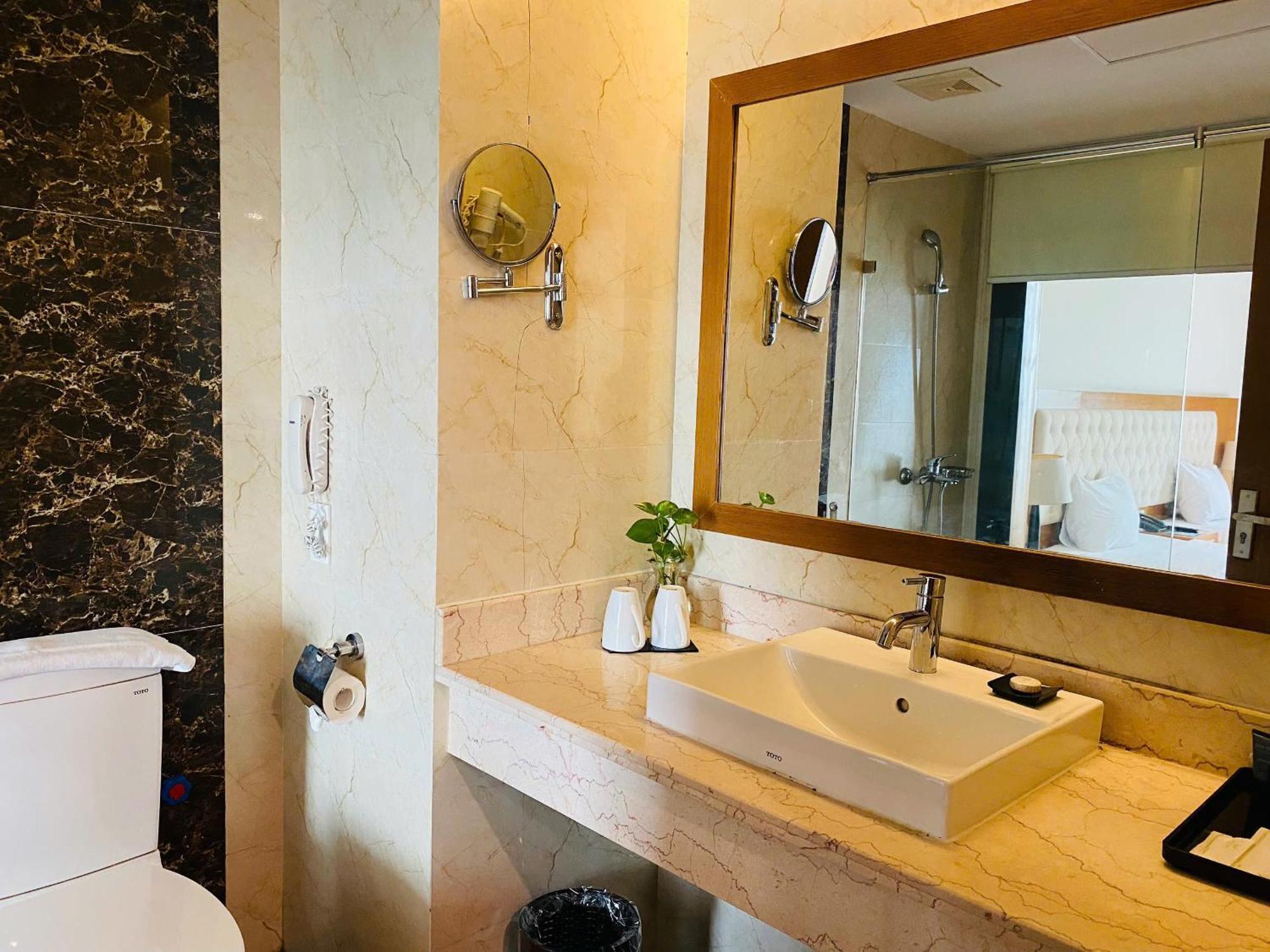 Muong Thanh Cua Dong Hotel Vinh Εξωτερικό φωτογραφία